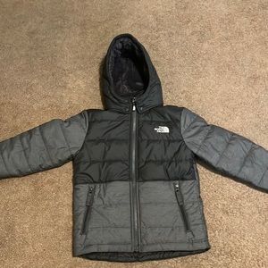 The North Face Boys' Printed Reversible Mount Chimbo Jacket